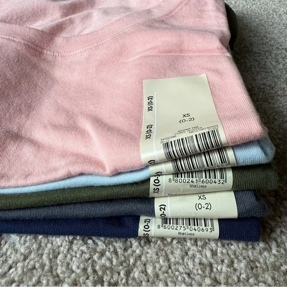 NWT Bundle of five short sleeve scoop neck Tshirts size XS (0-2) - Picture 2 of 10